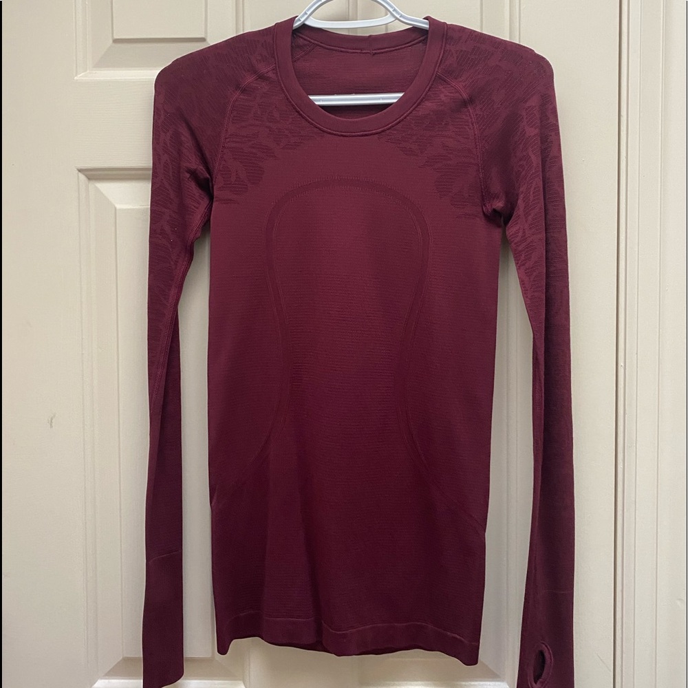 ⭐️Lululemon Swiftly Tech Long Sleeve 4 ⭐️